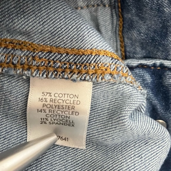 J.Jill Blue Patch Pockets Cuffed Hem Denim Jeans - Picture 11 of 15